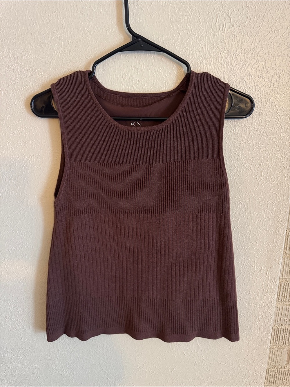 Klassy Network Sleeveless Rib Knit Tank Top - Dark Brown